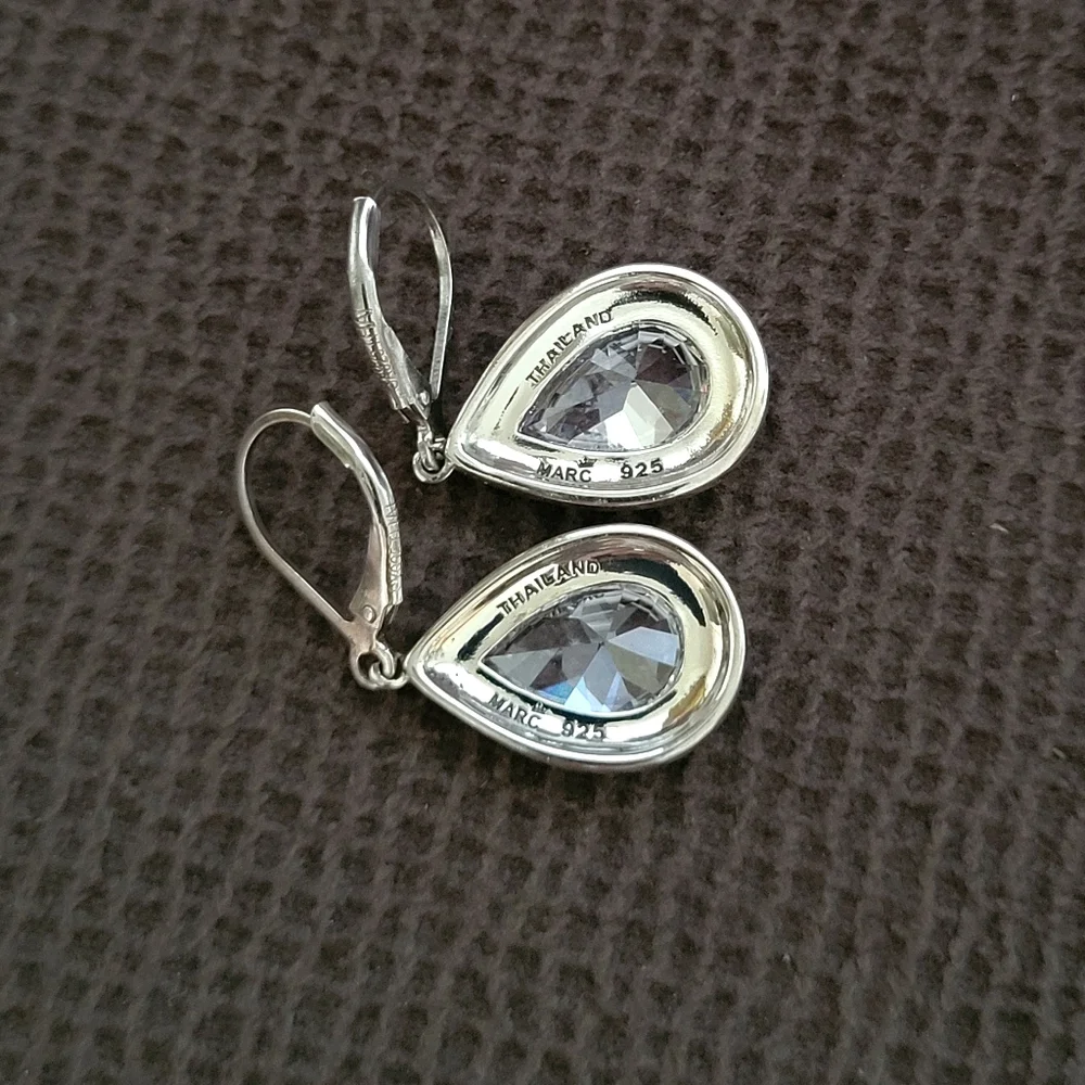 MARC Cubic Zirconia💎 Teardrop💧 Earrings with Swarovski Marcasite Gemstones - Picture 9 of 15